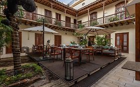 Ananda Hotel Boutique - Hoteles Cosmos